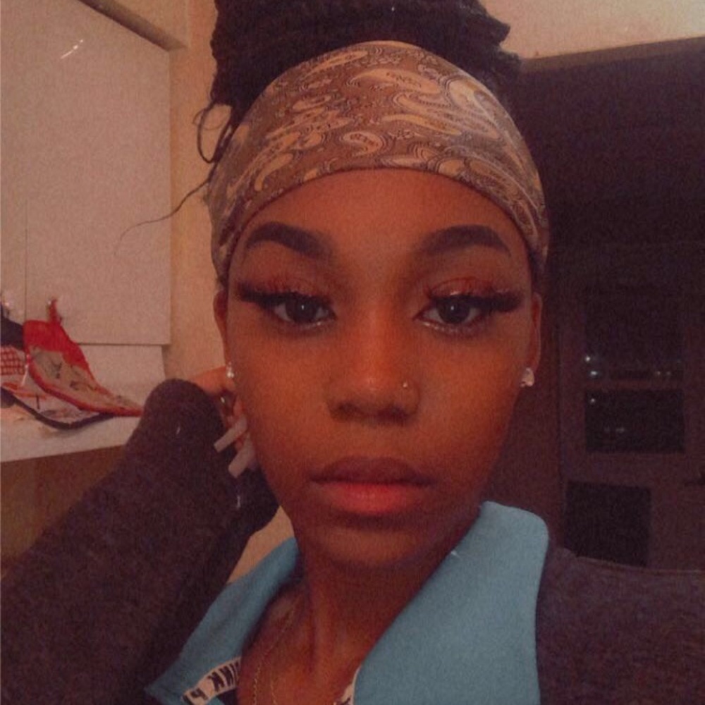 Meet your Posher, Nya🌟